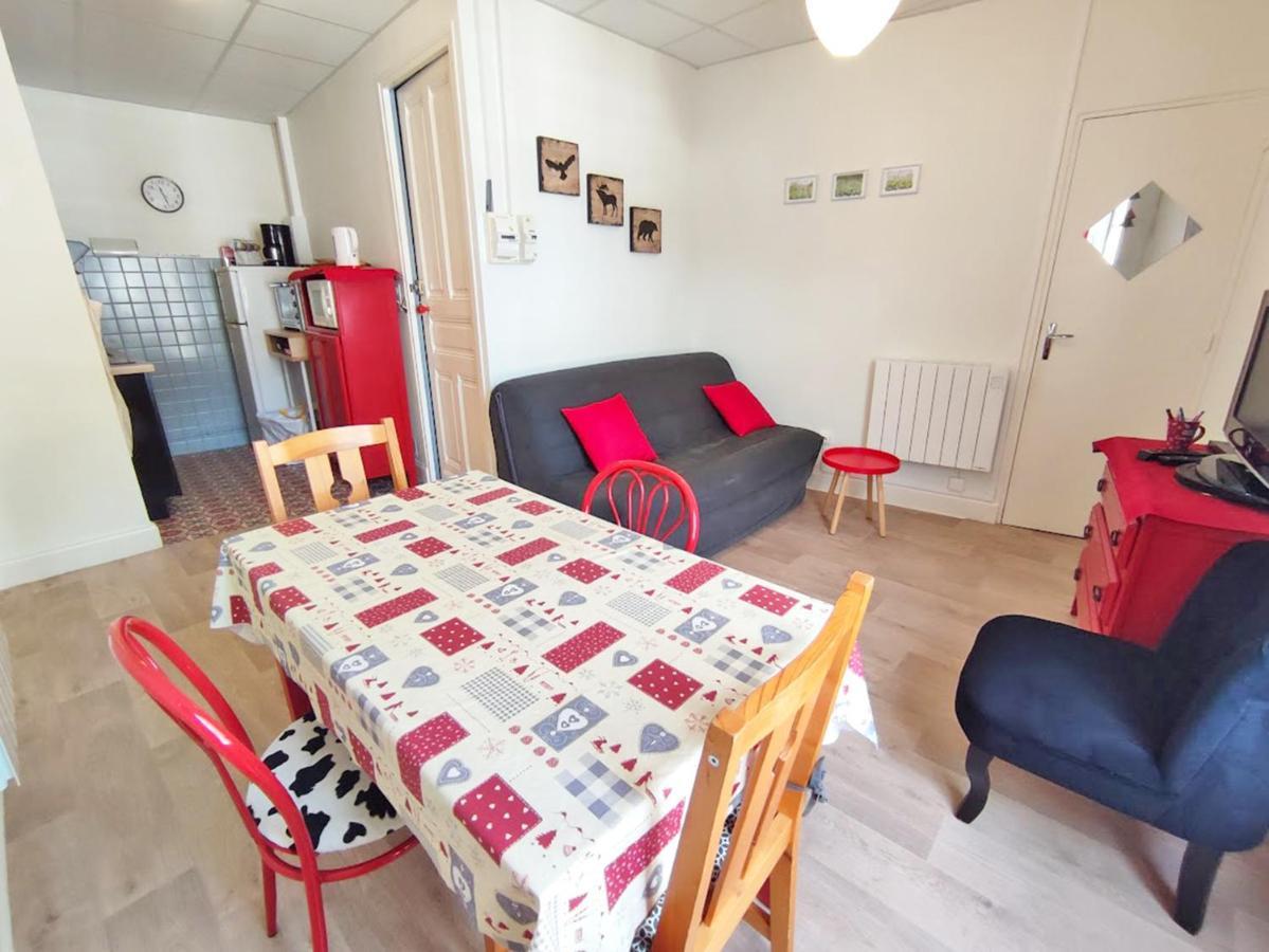 Les 3 Renards, T2 Bis, Parking, Centre Luchon, Casier A Skis, 4 Personnes Bagneres-de-Luchon